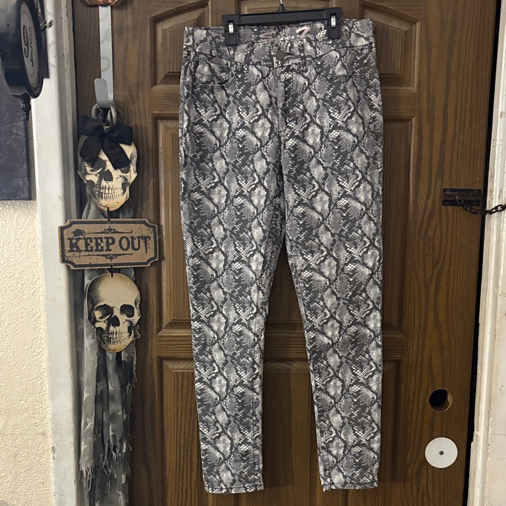 Gray Snakeskin Pattern Jeans - image 4